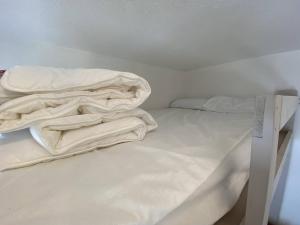 Studio central avec balcon et parking à Cauterets - FR-1-812-117