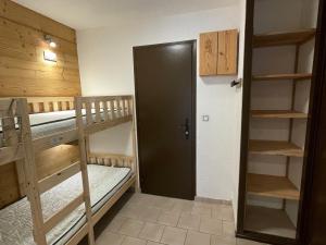 Studio cabine 4 pers, balcon, Valloire - FR-1-263-543