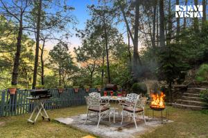 StayVista at The Anchorage with AC, Heater, Wi-Fi