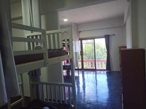 While away วายล์ อะเวย์