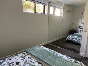 St Kilda Sanctuary in the Tranquil Surrounds of the Botanical Gardens