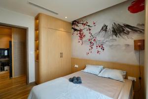 Căn hộ 3 ngủ Landmark 1 Ecopark tặng bồn khoáng