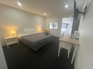 Abajaz Motel-Central-King Bed-Shaded Parking - 朗里奇