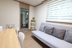 7mins to Jayang Station, near Han River Park