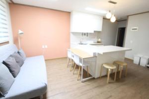 7mins to Jayang Station, near Han River Park