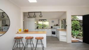 Lil Pearl- 150mtrs to beach, late check out