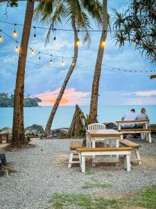 Sumadai Beach Hotel
