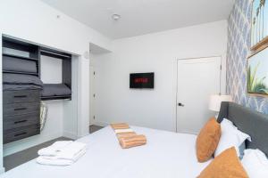 Cozy Miami 2BR Oasis Near Brickell, Calle Ocho & Marlins Stadium