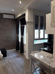 Studio lImpérial- 3pers -Proche Centre et Plages