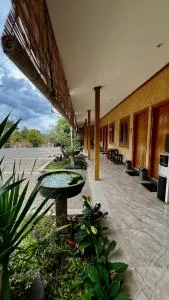 OKU Guest House - Rogojampi