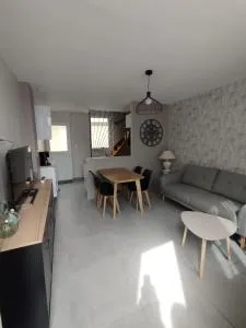 Maison Montebello - Linthes