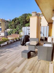 Romantic 1BR Escape with Sun-Rooftop Terrace