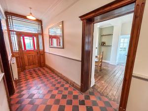 Glannant - 5 Bed & 4 Bathroom - Fairbourne, Barmouth, Mawddach Estuary