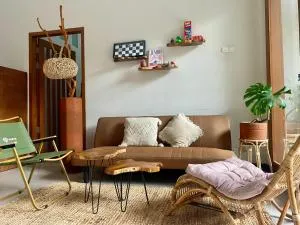 Zzz Hostel Malang - Rampal