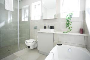 Townhouse 87 - 1 On York