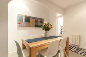 Charm and Privacy in Gothic Quarter - Central Apt By MyRentalHost