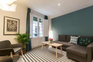 Charm and Privacy in Gothic Quarter - Central Apt By MyRentalHost