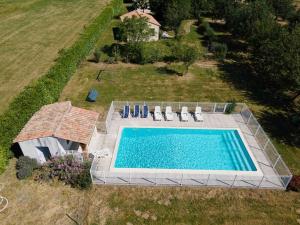 Maisons de vacances Maison Perigourdine 14 personnes avec piscine : photos des chambres