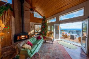 Cabin in the clouds 3BR, 2BA