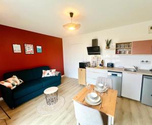 Appartements Le Courvoisy, Studio avec piscine, pres Groupama Stadium et Salle Arena : photos des chambres