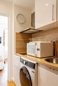 Studio Blvd Carnot 10 min Palais Festivals - Balcony & AC