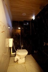 Kamari Hotels Vinayak