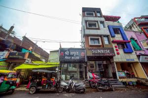 Kamari Hotels Vinayak