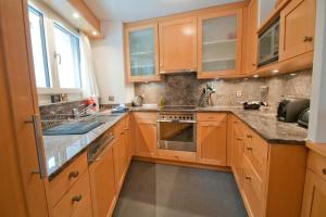 Apartment Lora, La Villa Emeline