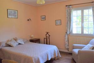 Grande maison familiale à 50m de la mer avec jardin à TREGASTEL - Réf 77