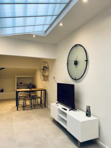 Appartements Loft MEHARI - Le Meridien #Parking #Lave-linge #Clim #Netflix : photos des chambres