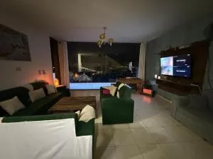 Lion's Den Chaletاستراحة وشاليه في جرش - Şarrūt