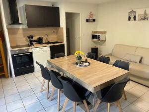 Maisons de vacances La paree, piscine, proche mer et centre ville : photos des chambres