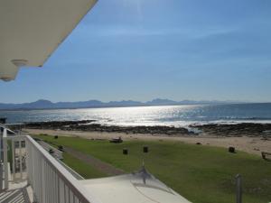 Point Village Accommodation - Linda