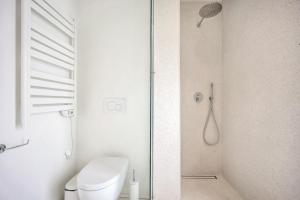 Designer comfy penthouse, Pagrati-"Hilton" area with splendid city views