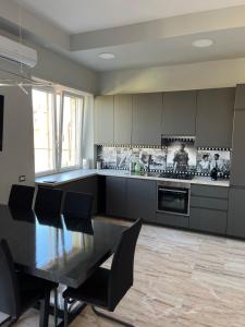 Appartamento Nero Nettuno