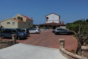 Studio apartment in Novalja with sea view, terrace, air conditioning, Wi-Fi (3565-4)