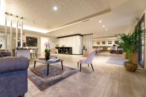 Ambassador Boutique Hotel