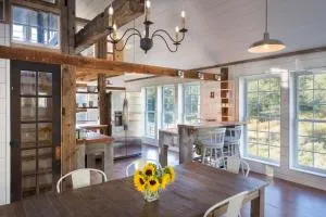 the barn at barn & bike - 索格蒂斯