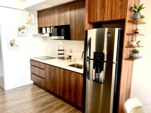 Depa con alberca y jardín a 5 min de San Pedro