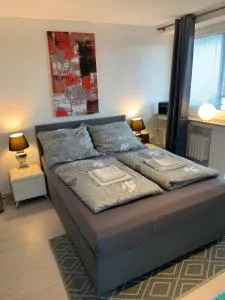 studio 59 , Boxspringbett, TV, Balkon, Loggia, Küche, Bad, W-lan - Bulmke