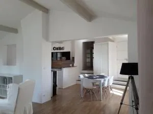 Fenêtre sur les Cévennes - Rousson