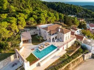 Ampia Dimora Villa - Anafonítria