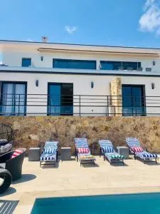 Villa vue mer et piscine privée - Solaro