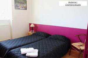 Appartements Domaine Les Terres de Saint-Hilaire : Chambre Double ou Lits Jumeaux avec Salle de Bains Commune