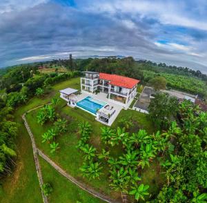 Grand Cypress Luxury Home