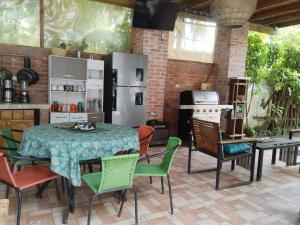 Propiedad entera frente al mar con 3 habitaciones