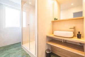 Le luxe au pied de la Cathédrale cours langlet