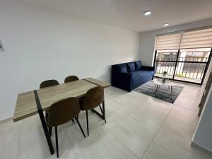 Hito 106 Amplio Apartamento en Av 19 Norte Armenia