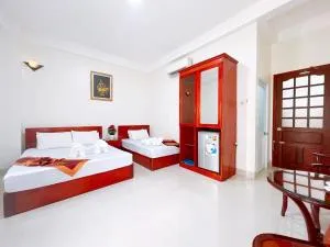 Truong Ca Hotel - Ấp Tân An (1)