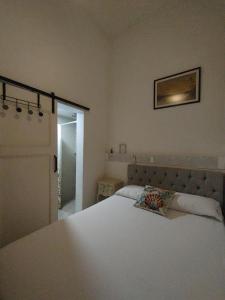 Casa Blanca San Antonio Hostal Boutique